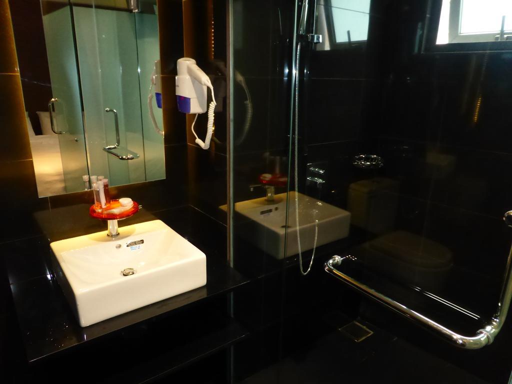 Melange Boutique Hotel Bukit Bintang Куала Лумпур Екстериор снимка